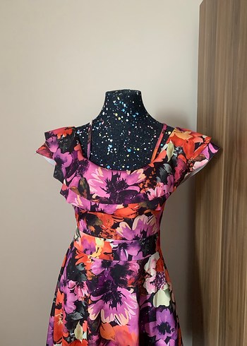 Renkli Çiçek Desenli Elbise - Görsel 2