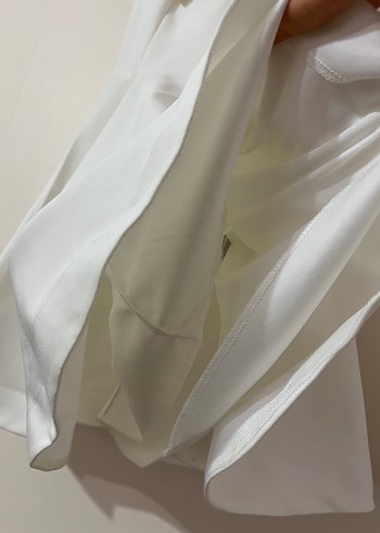 Beyaz V Yaka Midi Elbise - Görsel 3