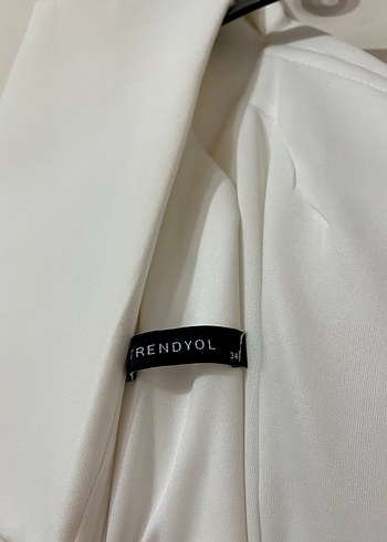 Beyaz V Yaka Midi Elbise - Görsel 8