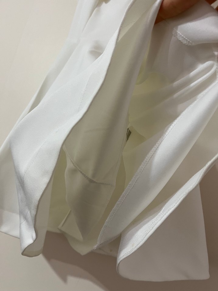 Beyaz V Yaka Midi Elbise - Görsel 3