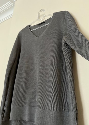 Gri V Yaka Uzun Kollu Triko Kazak - Görsel 4