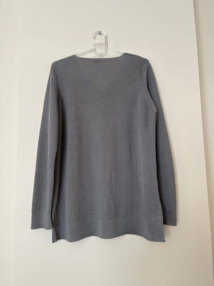 Gri V Yaka Uzun Kollu Triko Kazak - Görsel 5