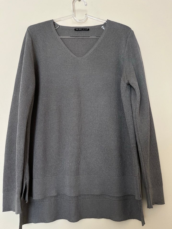 Gri V Yaka Uzun Kollu Triko Kazak - Görsel 2