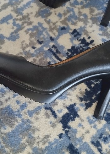 Klasik Siyah Stiletto Topuklu Kadın Ayakkabı - Görsel 4