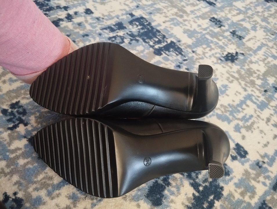 Klasik Siyah Stiletto Topuklu Kadın Ayakkabı - Görsel 3