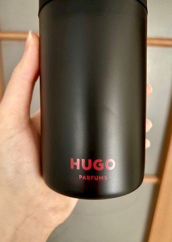 Hugo Siyah Termos Şişesi - Görsel 2