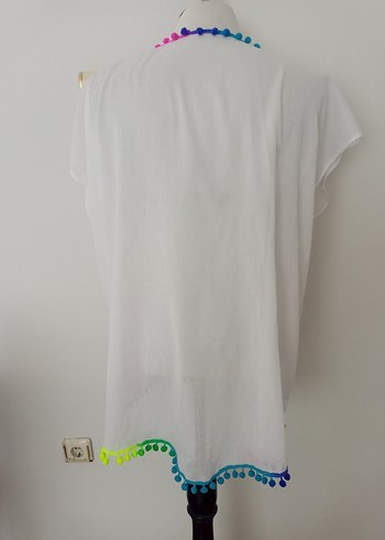 beyaz Renkli Ponponlu Pareo - Görsel 5