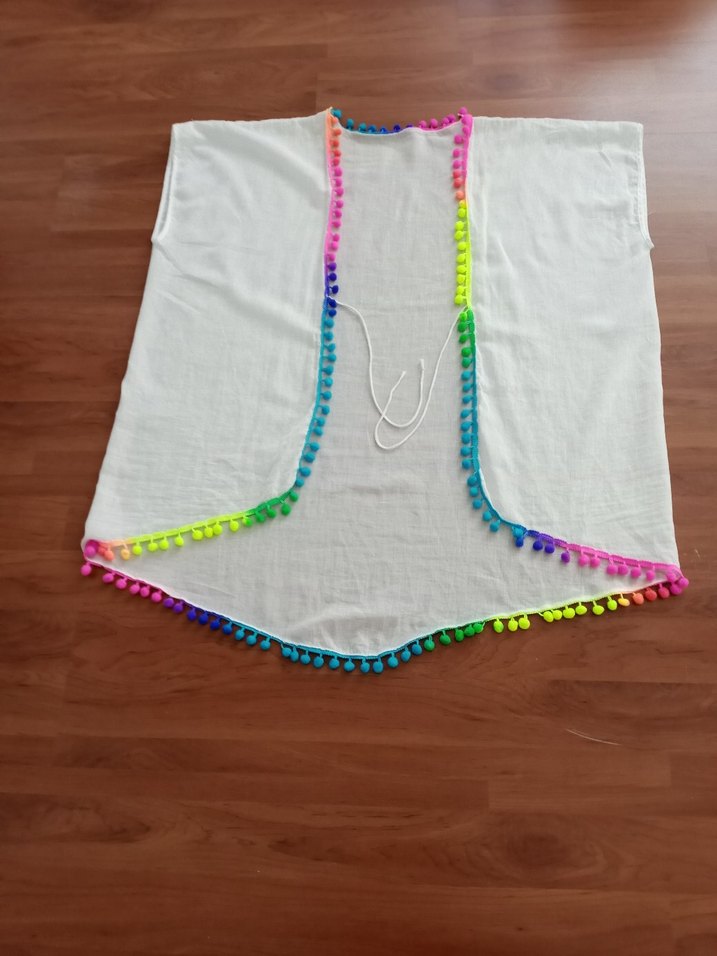 beyaz Renkli Ponponlu  Pareo - Görsel 2