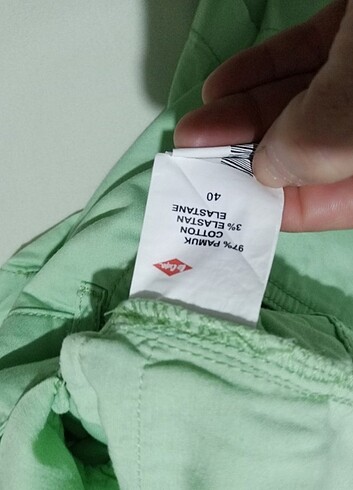 40 Beden Lee Cooper şort