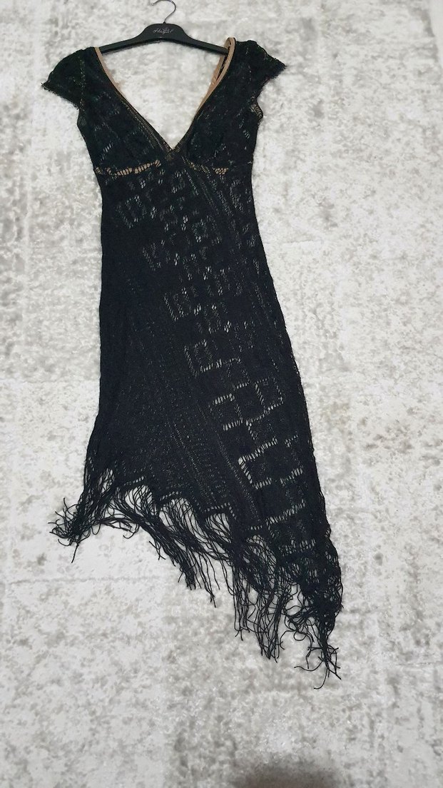 Dantel Detaylı Siyah V Yaka Uzun elbise pareo - Görsel 3