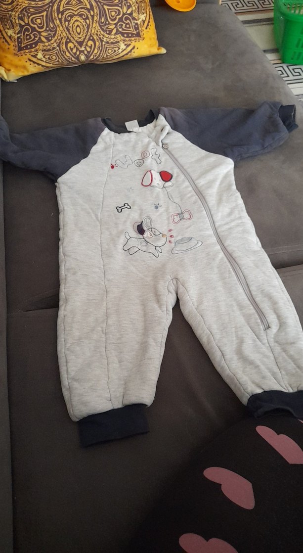 Gri Nakışlı Fermuarlı Bebek Tulumu - Görsel 2