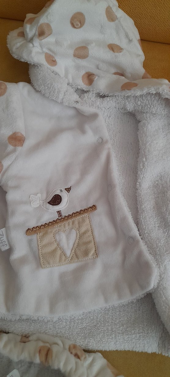 Bebek Beyaz Düğmeli Uzun Kollu Takım - Görsel 5