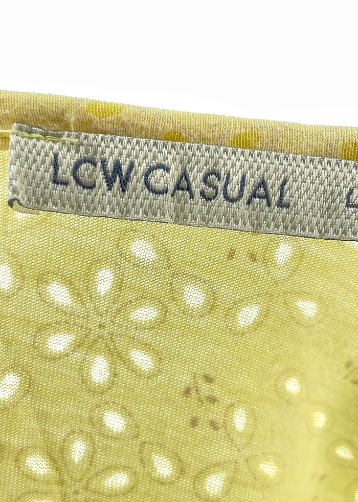 LC Waikiki T-shirt %70 İndirimli. - Görsel 4