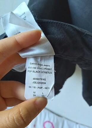 28 Beden siyah Renk Calvin Klein Pantalon