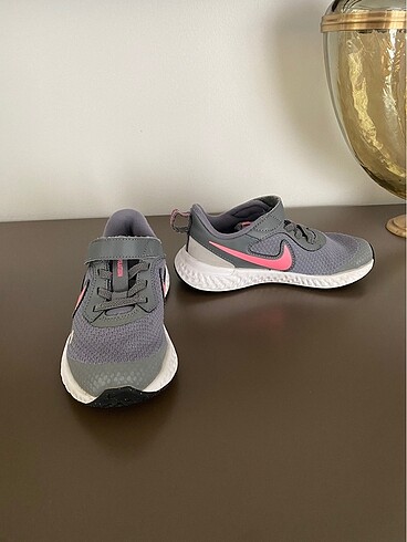 Nike ayakkabı spor gri