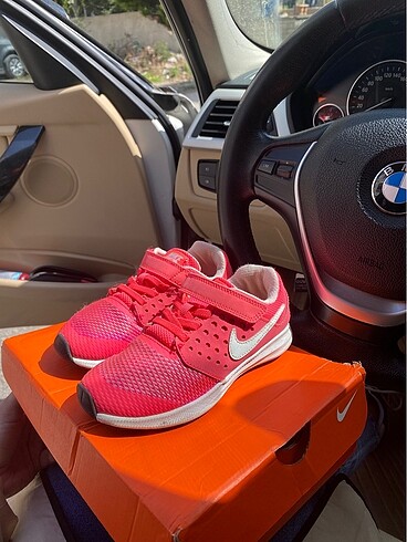 Nike ayakkabı