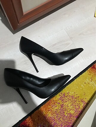 41 no stiletto 42ye uyabilir