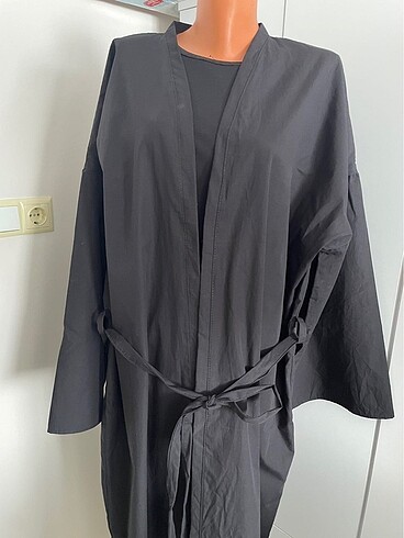Büyük beden siyah kuşaklı kimono pareo kaftan abaya tesettür pla