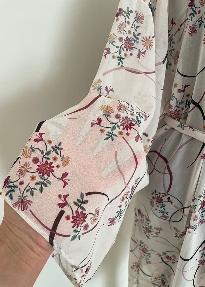 Şifon çiçek desenli pareo kimono plaj elbisesi kaftan büyük bede - Görsel 3