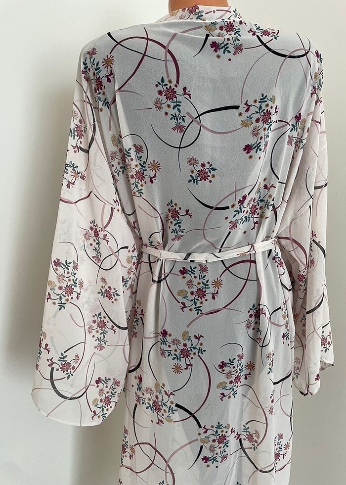 Şifon çiçek desenli pareo kimono plaj elbisesi kaftan büyük bede - Görsel 4