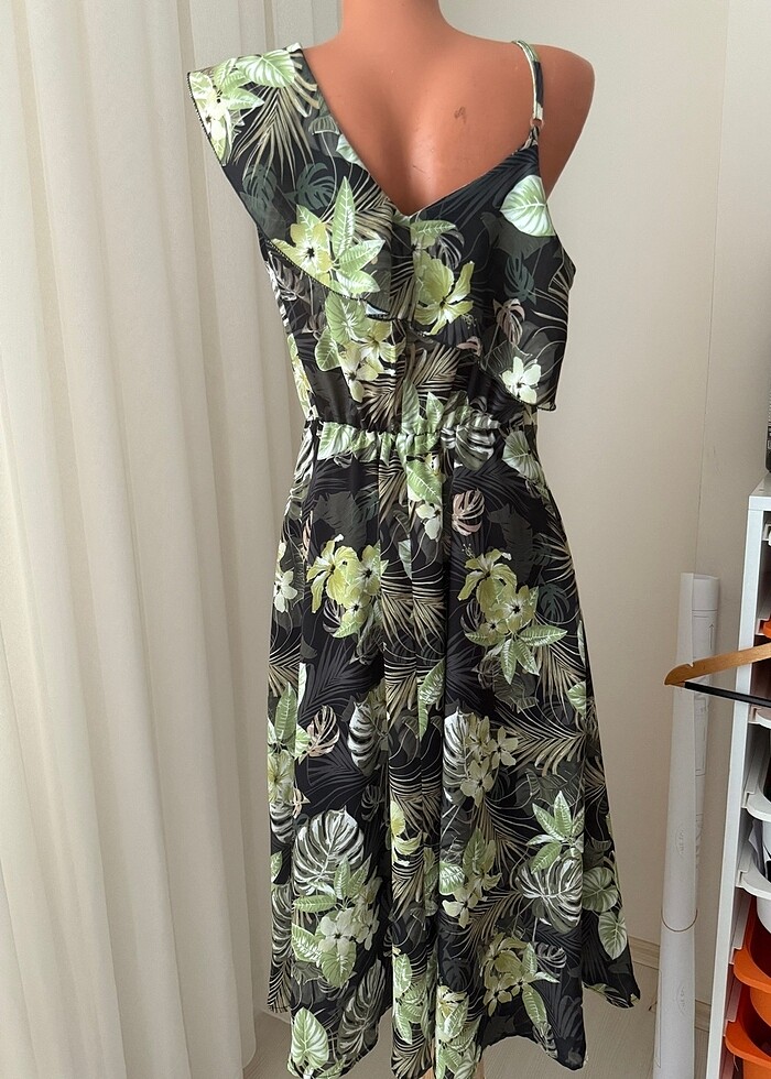 Sateen midi boy kloş etek gece elbisesi yakası volanlı yeşil siy - Görsel 3