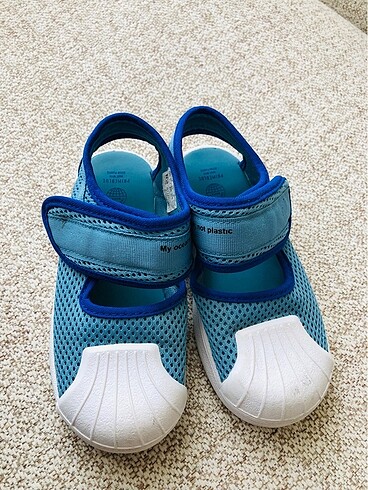 Adidas çocuk sandalet