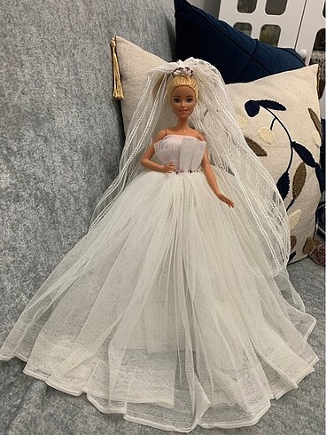 Gelinlikli barbie