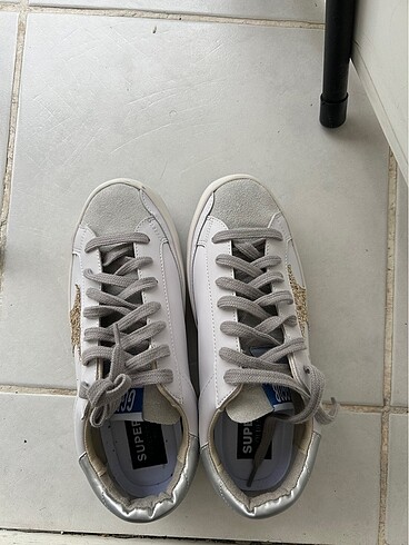 Golden goose ayakkabı