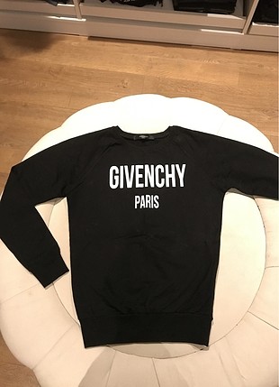 s Beden GIVENCHY sweat
