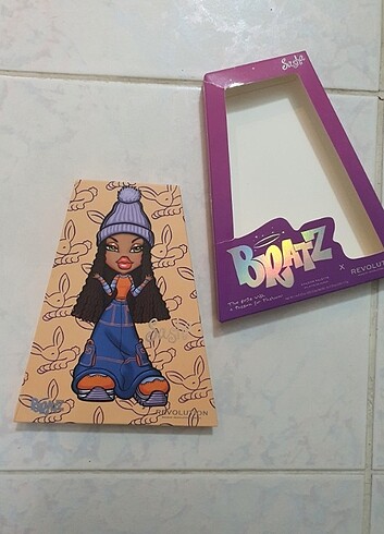 Revolution bratz far paleti 