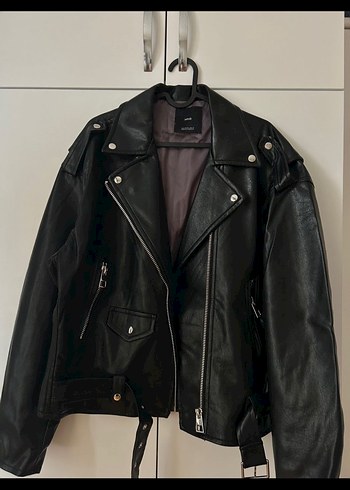m Beden Siyah Biker Deri Ceket