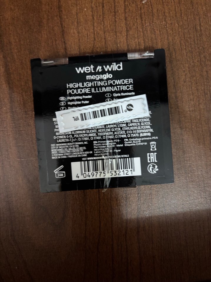 Wet n Wild Beige Aydınlatıcı Pudra - Görsel 2