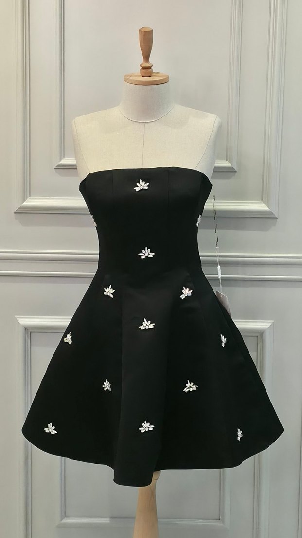 Taş  İşlemeli Siyah Mini Straplez Elbise - Görsel 4