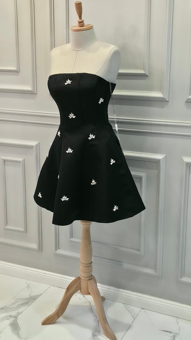 Taş  İşlemeli Siyah Mini Straplez Elbise - Görsel 5