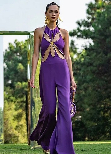  RAİSA VANESSA TULUM 