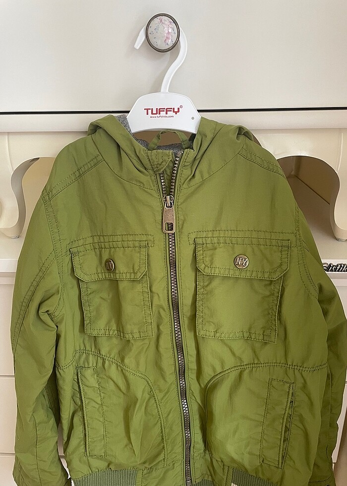 Erkek çocuk yağmurluk 6-7 yaş - Görsel 2