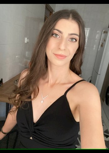 Siyah askılı abiye elbise