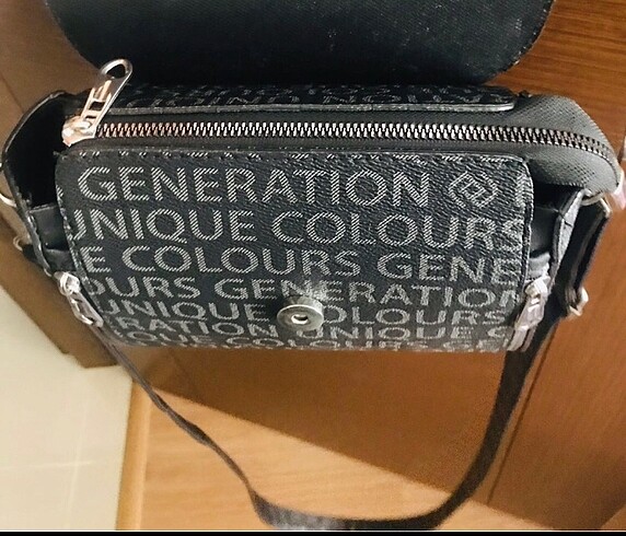 m Beden Askılı çanta