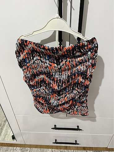 Bershka Etiketli ürün