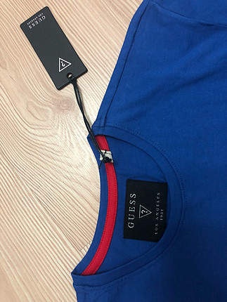 s Beden lacivert Renk Guess tshirt sıfır paketinde