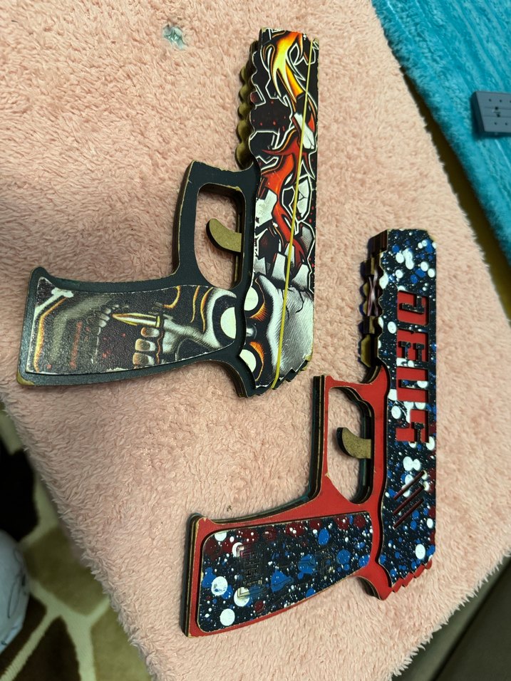 Renkli Oyuncak Tabancalar - Görsel 2