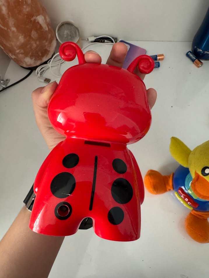 Kırmızı AKBANK Figür Oyuncak kumbara - Görsel 2