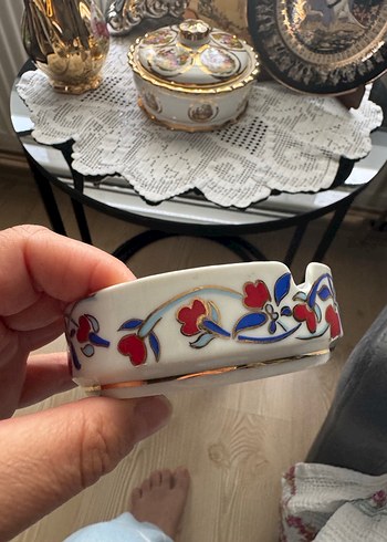 Klasik Çiçek Desenli Porselen Küllük - Görsel 2