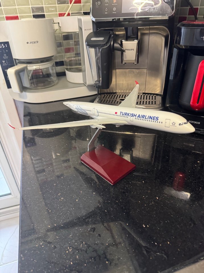 Beyaz Turkish Airlines Uçak Maketi - Görsel 2