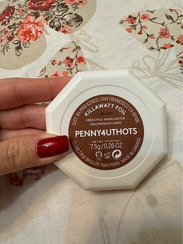  Beden Fenty highlighter