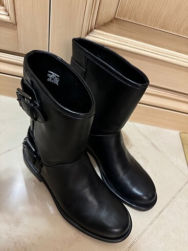 38 Beden Zara bot