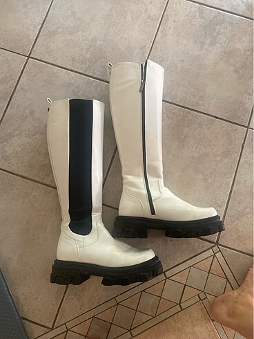 Nine West Beyaz çizme