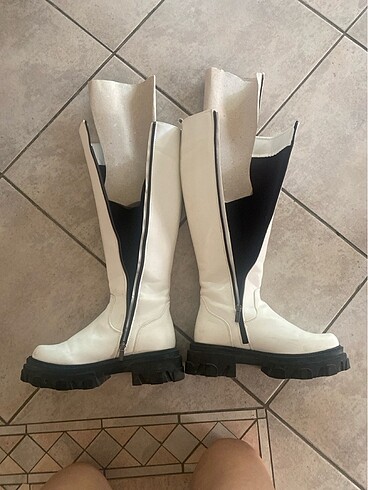 37 Beden Nine West Beyaz çizme