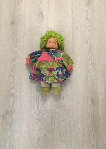 Renkli Giysili Bebek