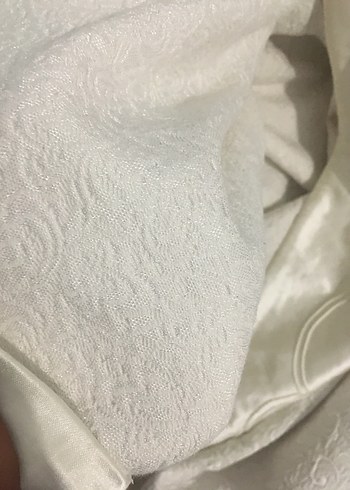 Parlak saten krem Yatak örtüsü - Görsel 3